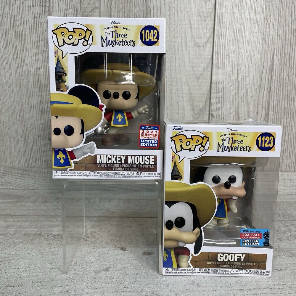 Funko Pop Disney Three Musketeers Bundle 1042 Mickey & 1123 Goofy 2021 Lot Of 2